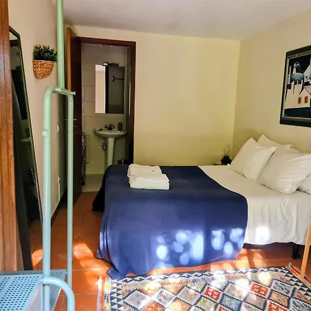 Out Of Town Hostel Castelo de Paiva