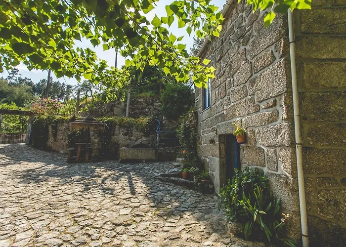 Out Of Town Hostel *