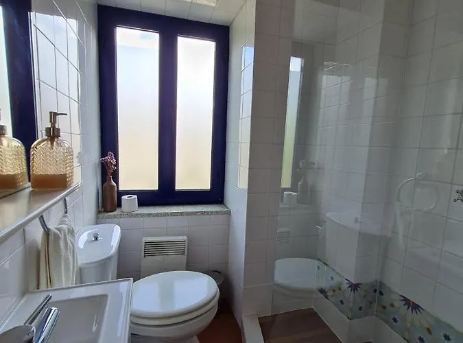 Out Of Town * Castelo de Paiva