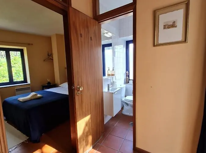 Out Of Town Hostel *