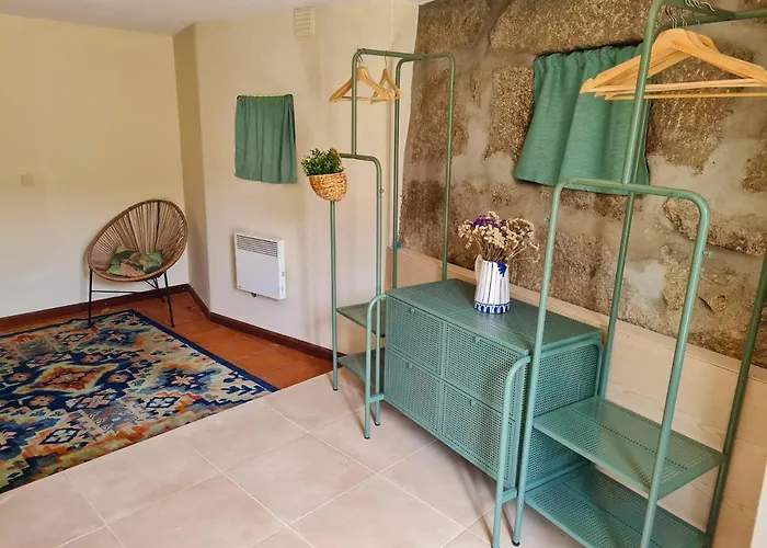 Out Of Town * Castelo de Paiva